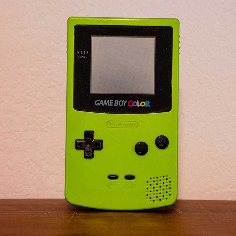 Game Boy Color in Green